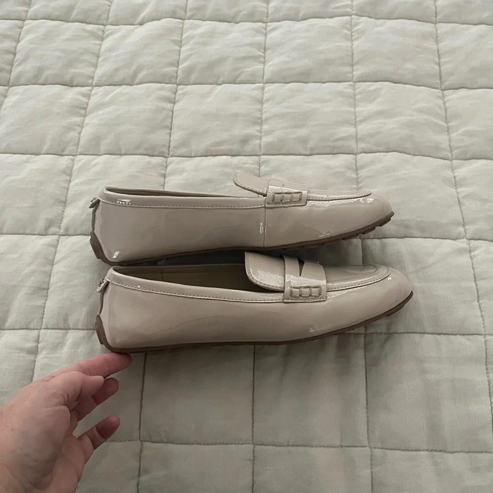 Like new Sam Edelman Tucker Loafers - Picture 5 of 10